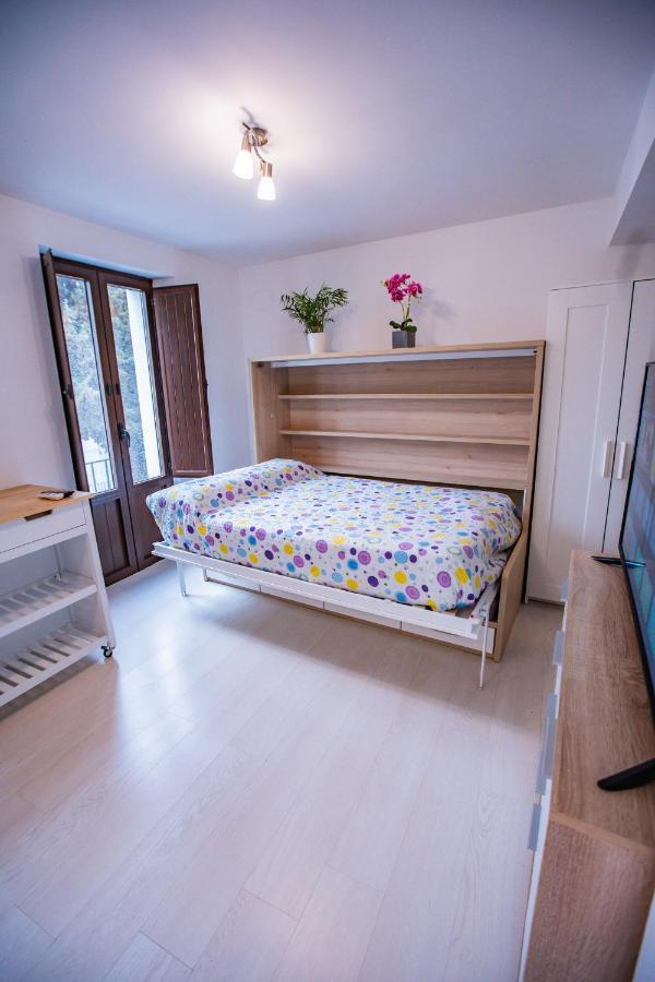 Apartamentos Puerta Del Tajo รอนดา ภายนอก รูปภาพ
