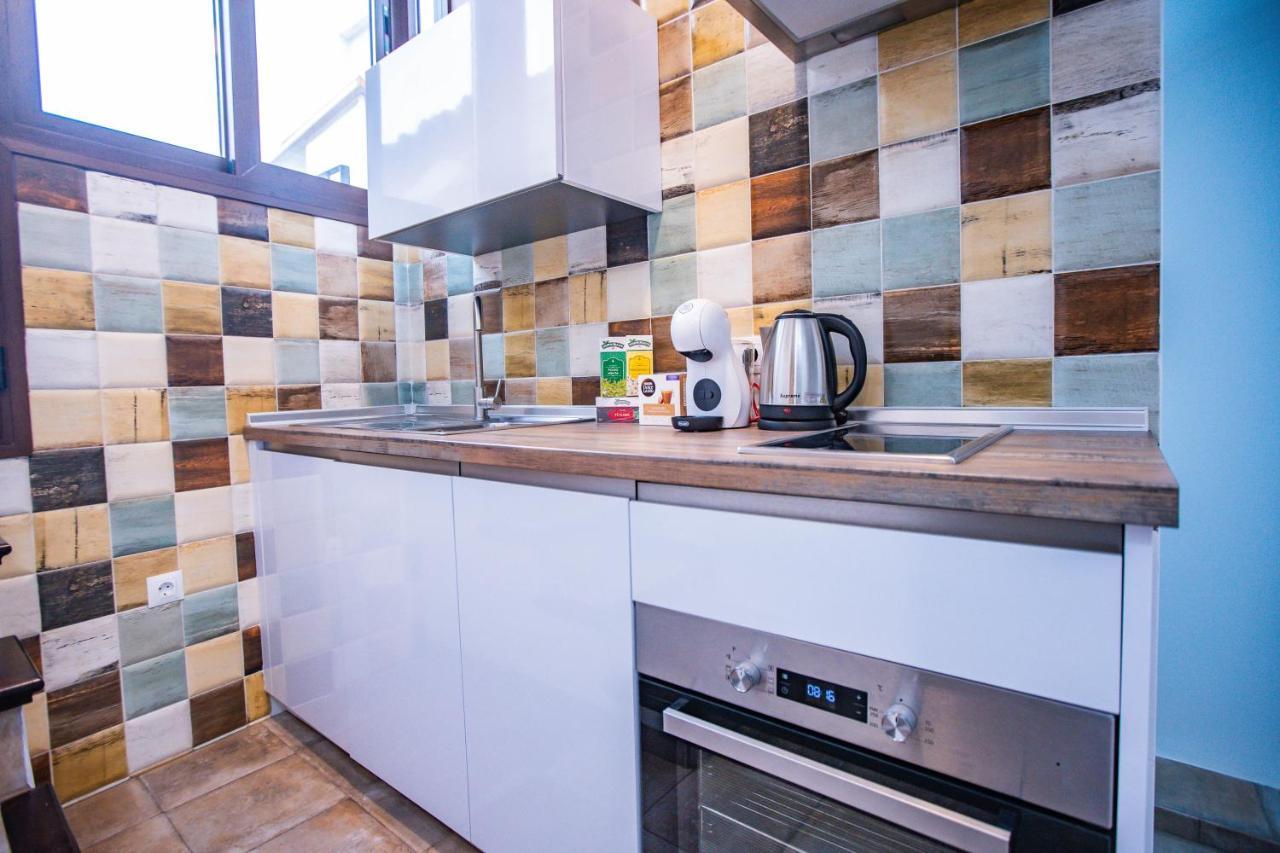 Apartamentos Puerta Del Tajo รอนดา ภายนอก รูปภาพ