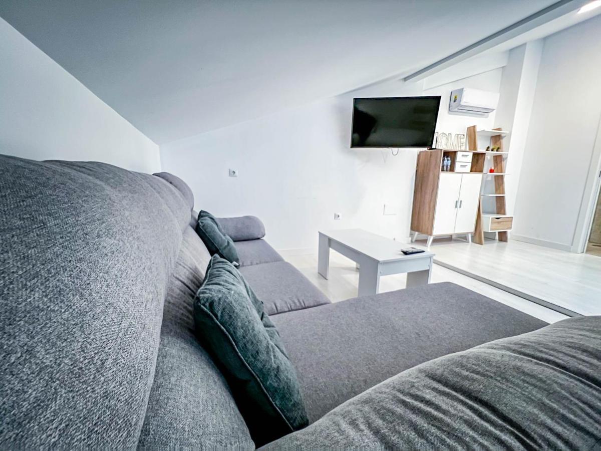 Apartamentos Puerta Del Tajo รอนดา ภายนอก รูปภาพ